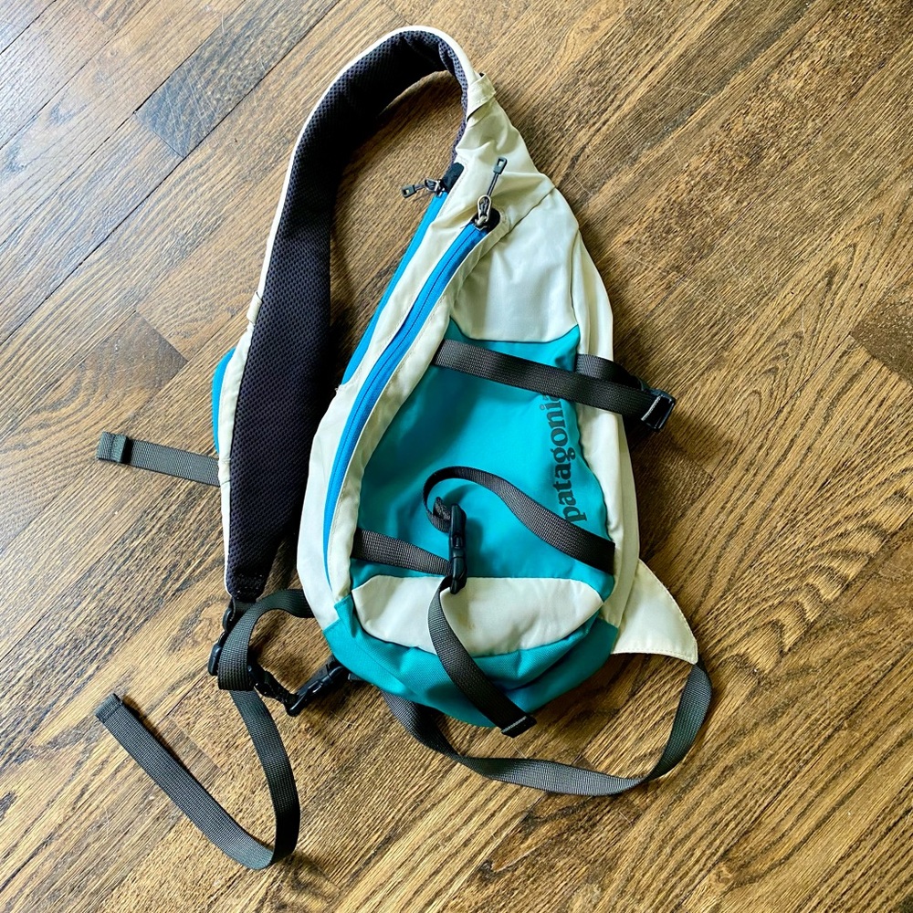 Patagonia sling / hiking bag / daypack / backpack / hike gear